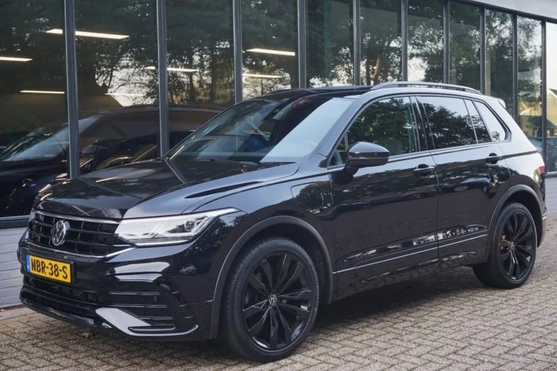 Volkswagen Tiguan (2023) — foto 1