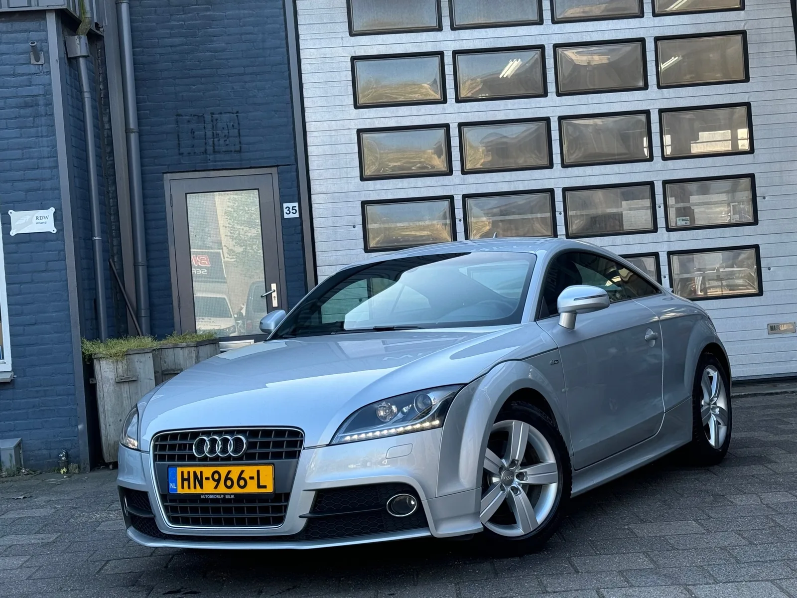 Audi TT (2012) — foto 1