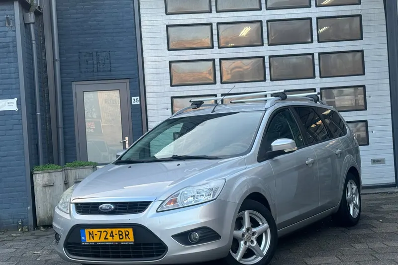 Ford Focus (2010)