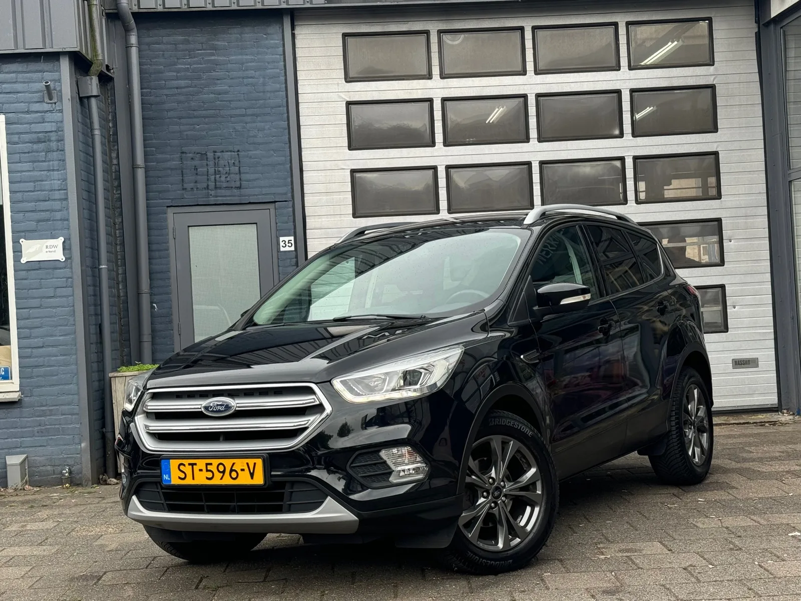 Ford Kuga (2018) — foto 1