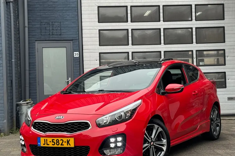 Kia Pro Cee'd (2016)