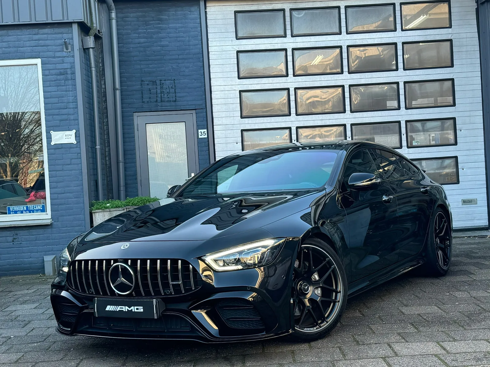 Mercedes-Benz AMG GT (2019) — foto 1