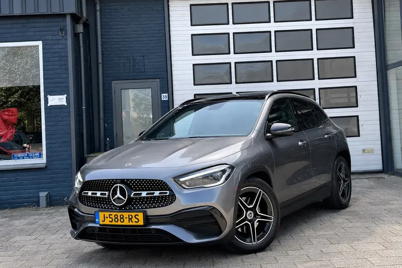 Mercedes-Benz GLA (2020)
