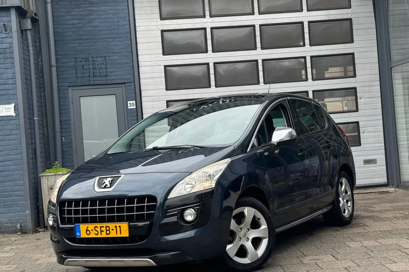 Peugeot 3008 (2013)