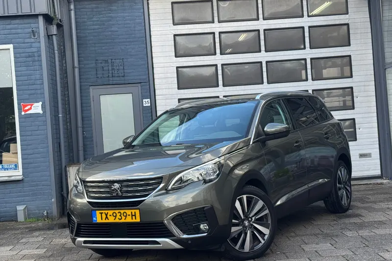 Peugeot 5008 (2018)
