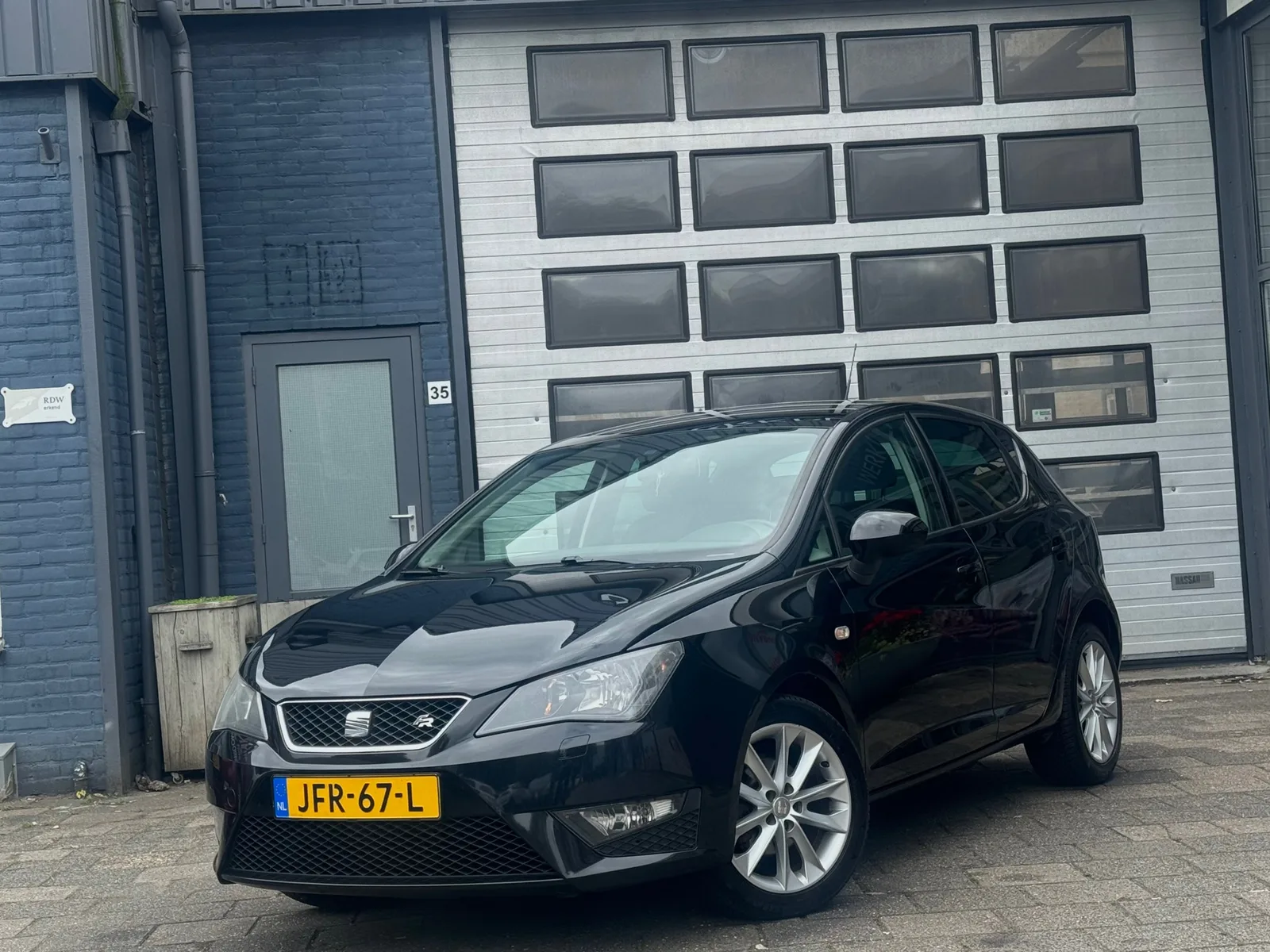 SEAT Ibiza (2013) — foto 1