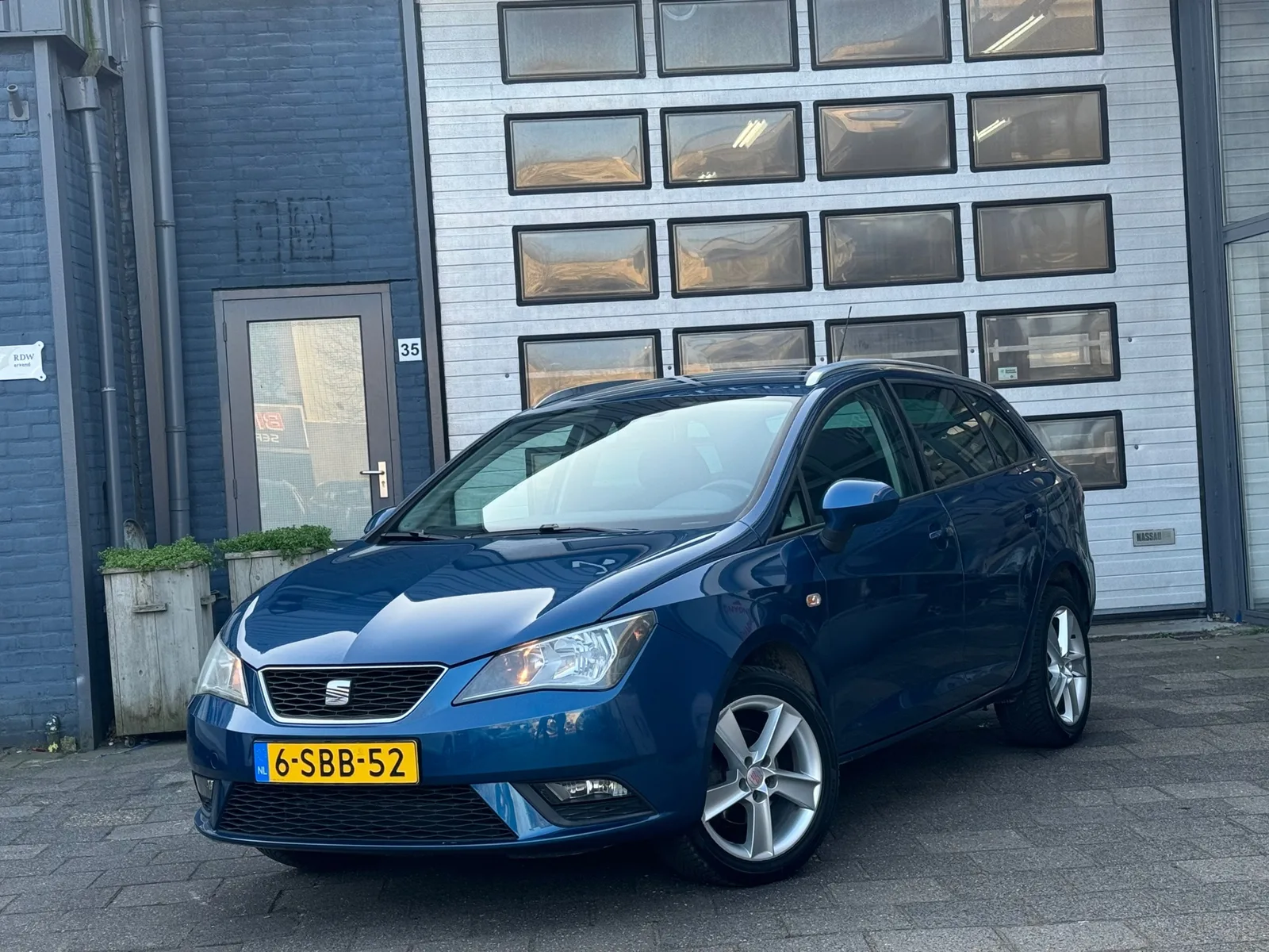 SEAT Ibiza (2013) — foto 1