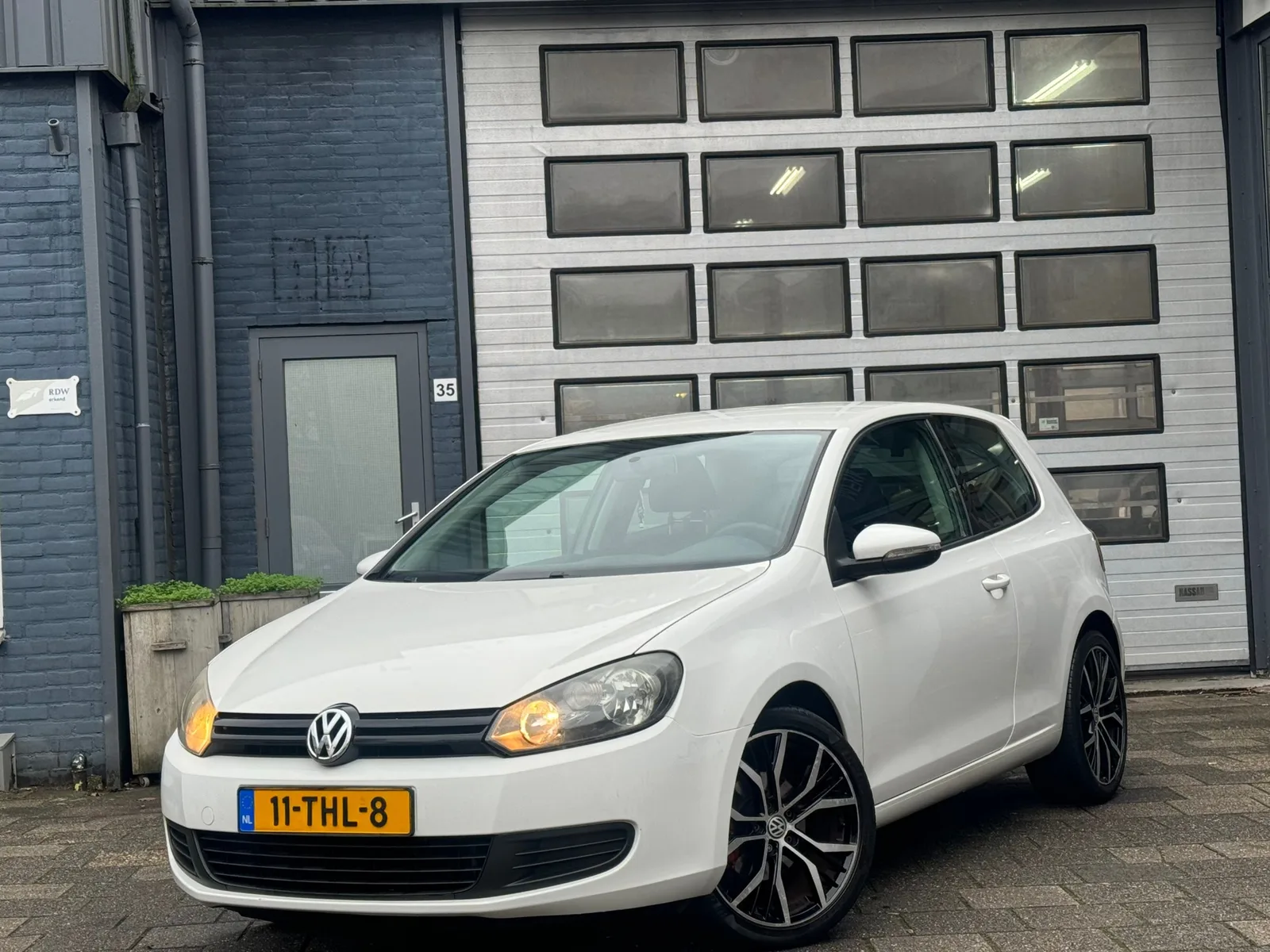 Volkswagen Golf (2009) — foto 1