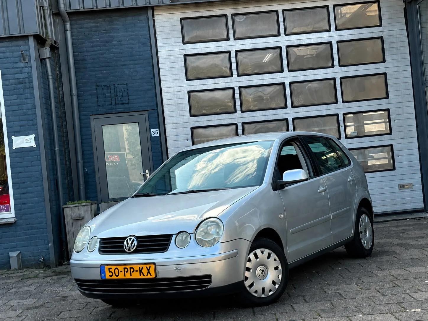 Volkswagen Polo (2004) — foto 1
