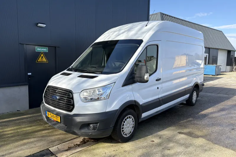 Ford Transit (2015)