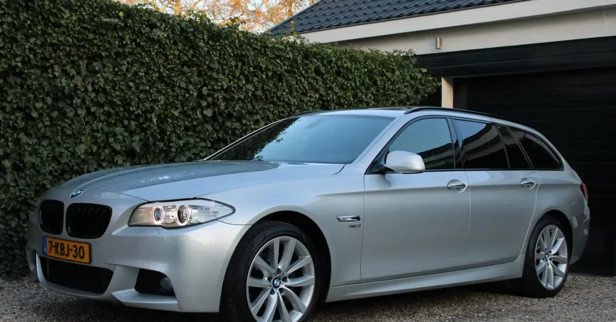 BMW 5-Serie (2013) — foto 1