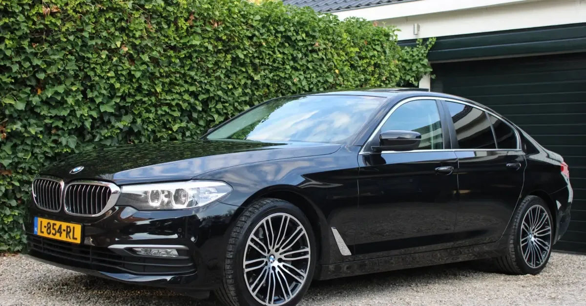 BMW 5-Serie (2017) — foto 1