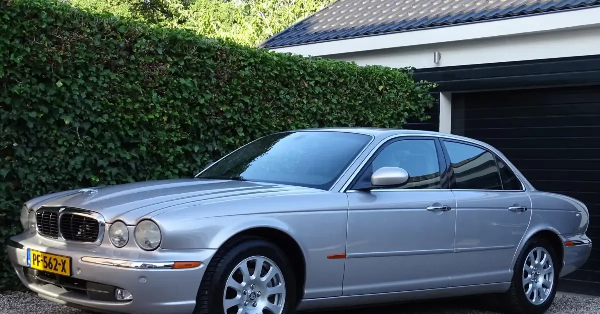 Jaguar XJ (2006) — foto 1