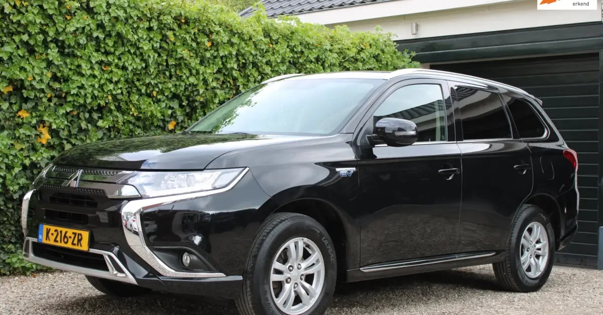 Mitsubishi Outlander (2021) — foto 1