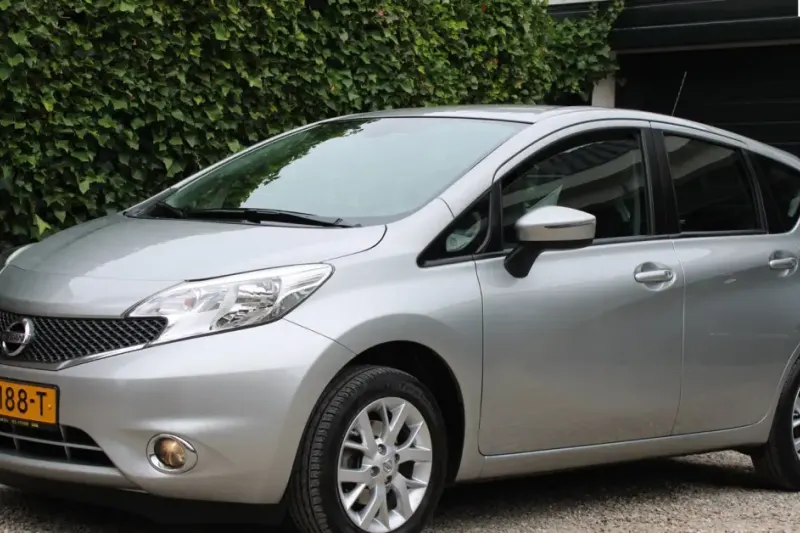 Nissan Note (2015)
