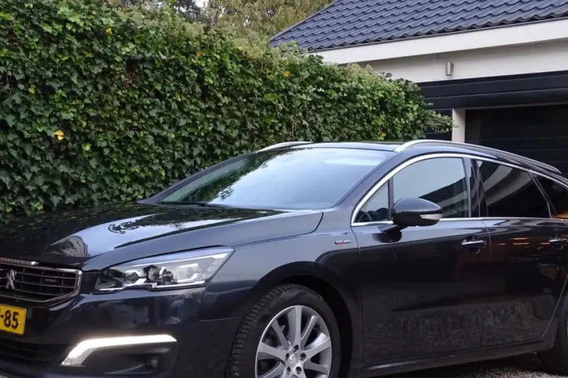 Peugeot 508 (2015)