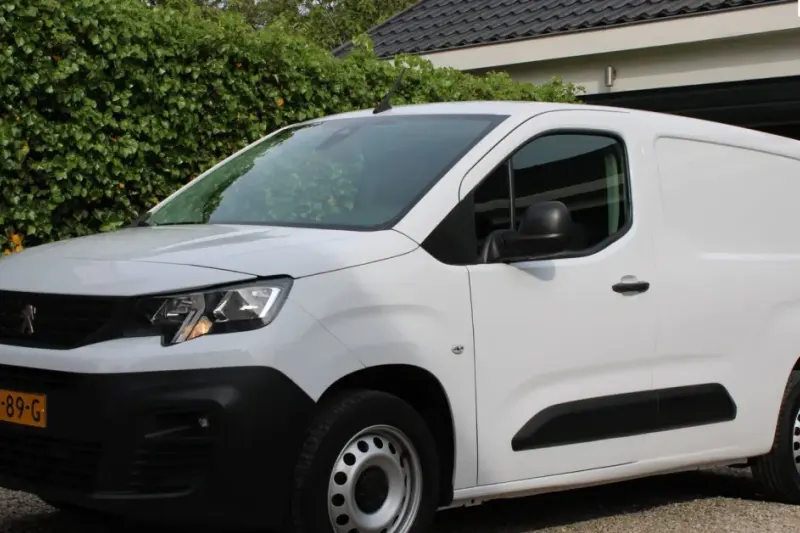 Peugeot Partner (2023)