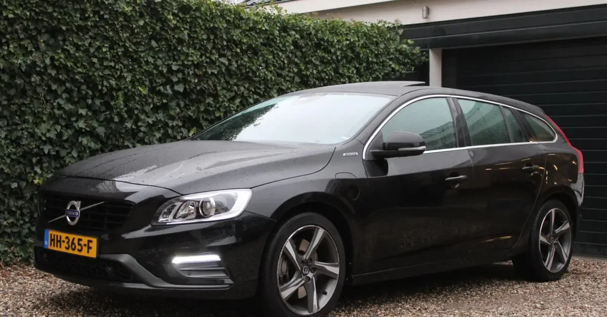 Volvo V60 (2015) — foto 1