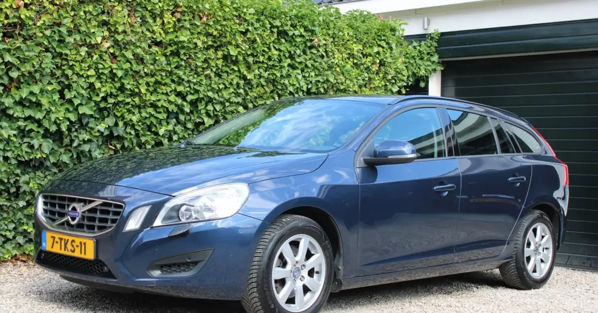 Volvo V60 (2013) — foto 1