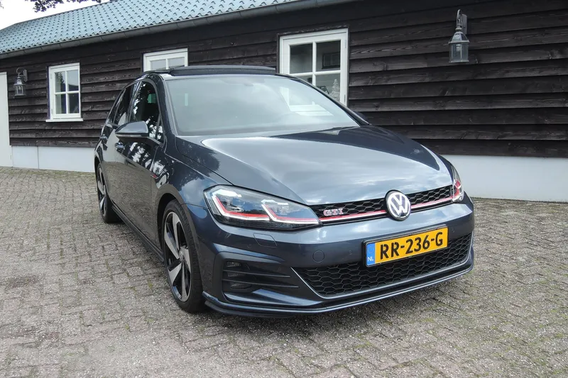 Volkswagen Golf (2018)
