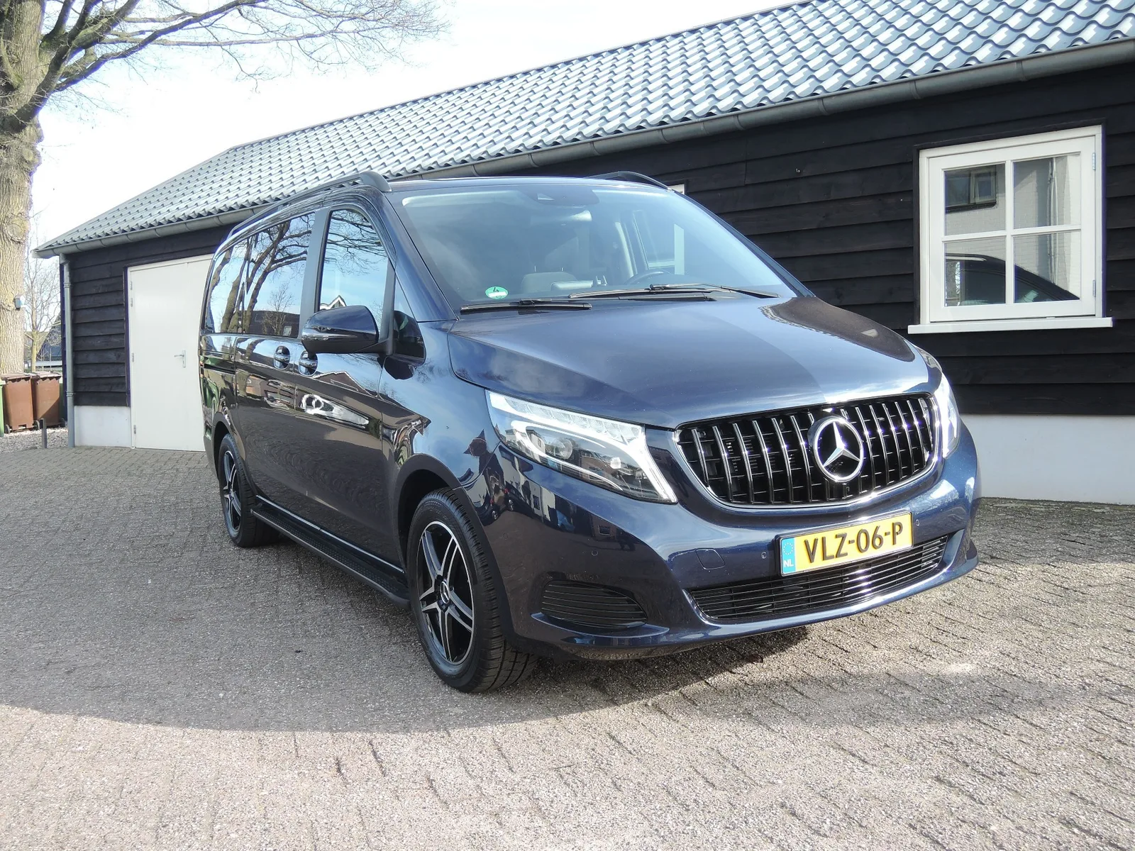 Mercedes-Benz V-Klasse (2019) — foto 1