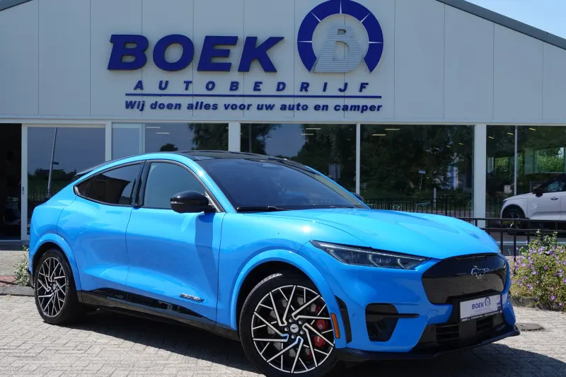 Ford Mustang (2024)
