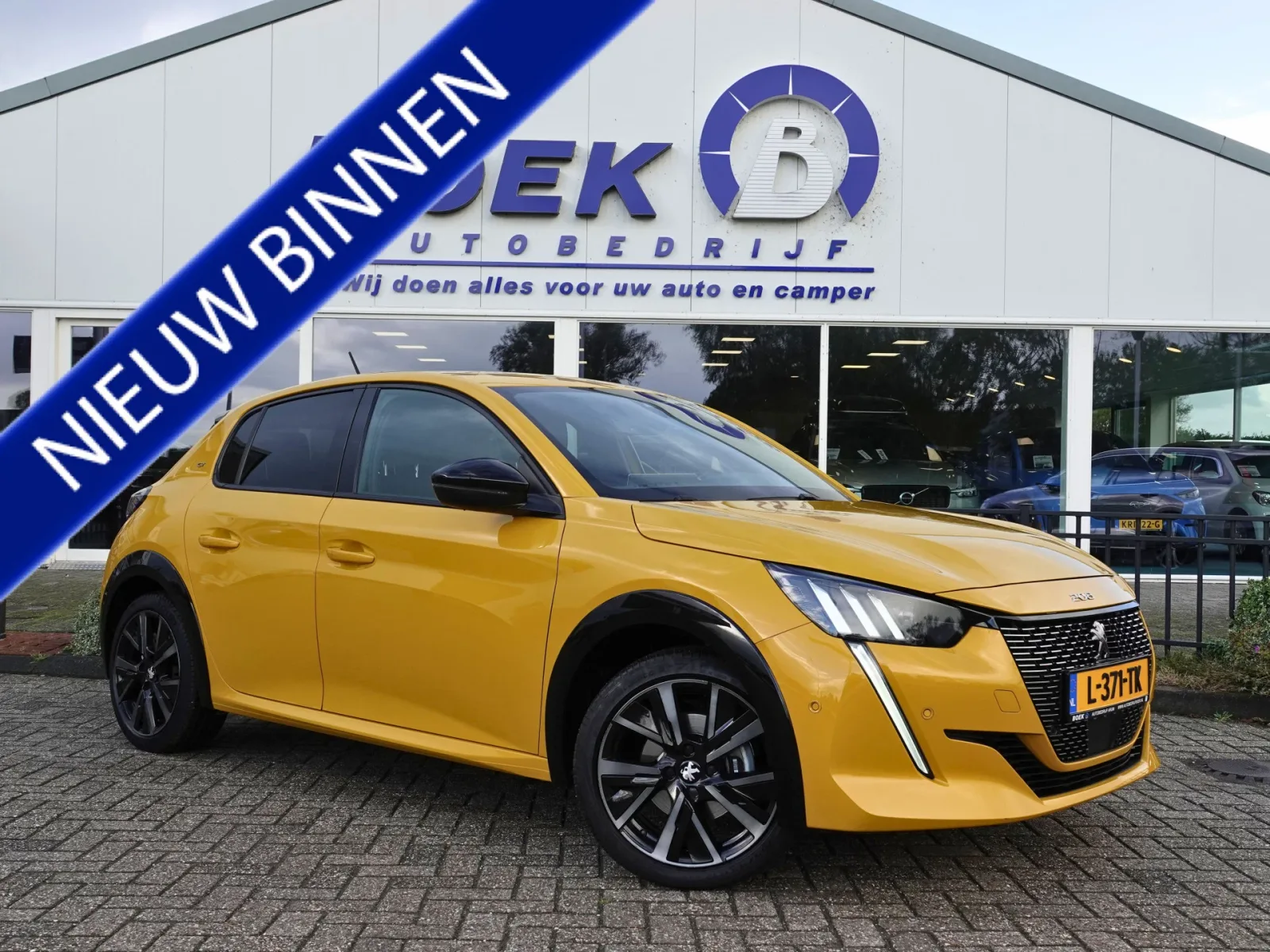 Peugeot 208 (2021) — foto 1