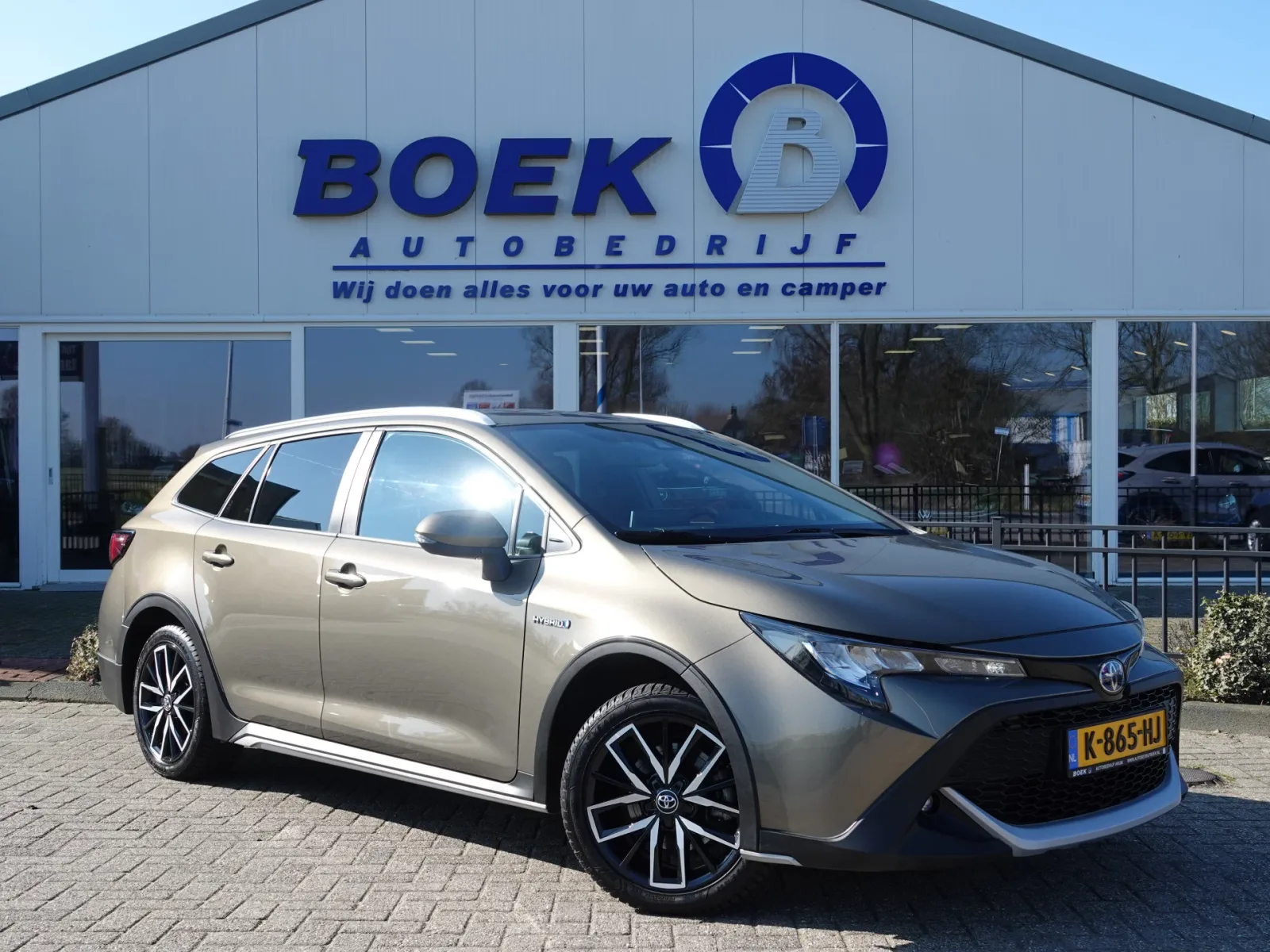 Toyota Corolla (2021) — foto 1