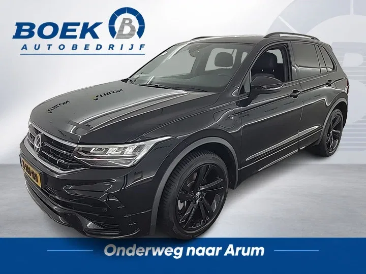 Volkswagen Tiguan (2023) — foto 1