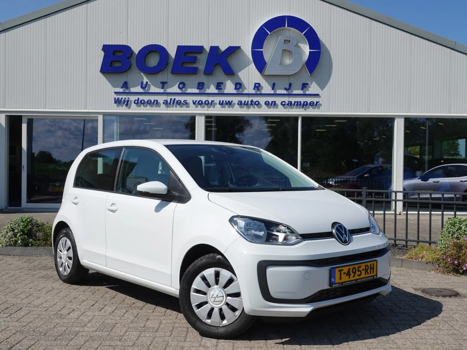 Volkswagen Up! (2023) — foto 1