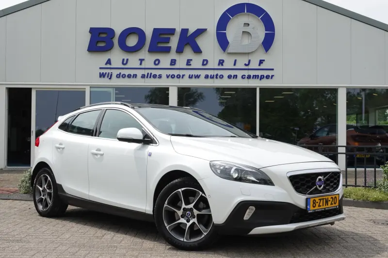 Volvo V40 (2015)