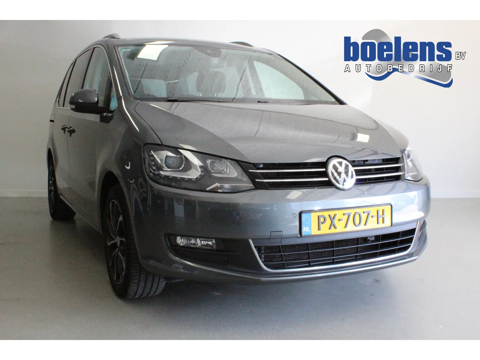 Volkswagen Sharan (2017) — foto 1