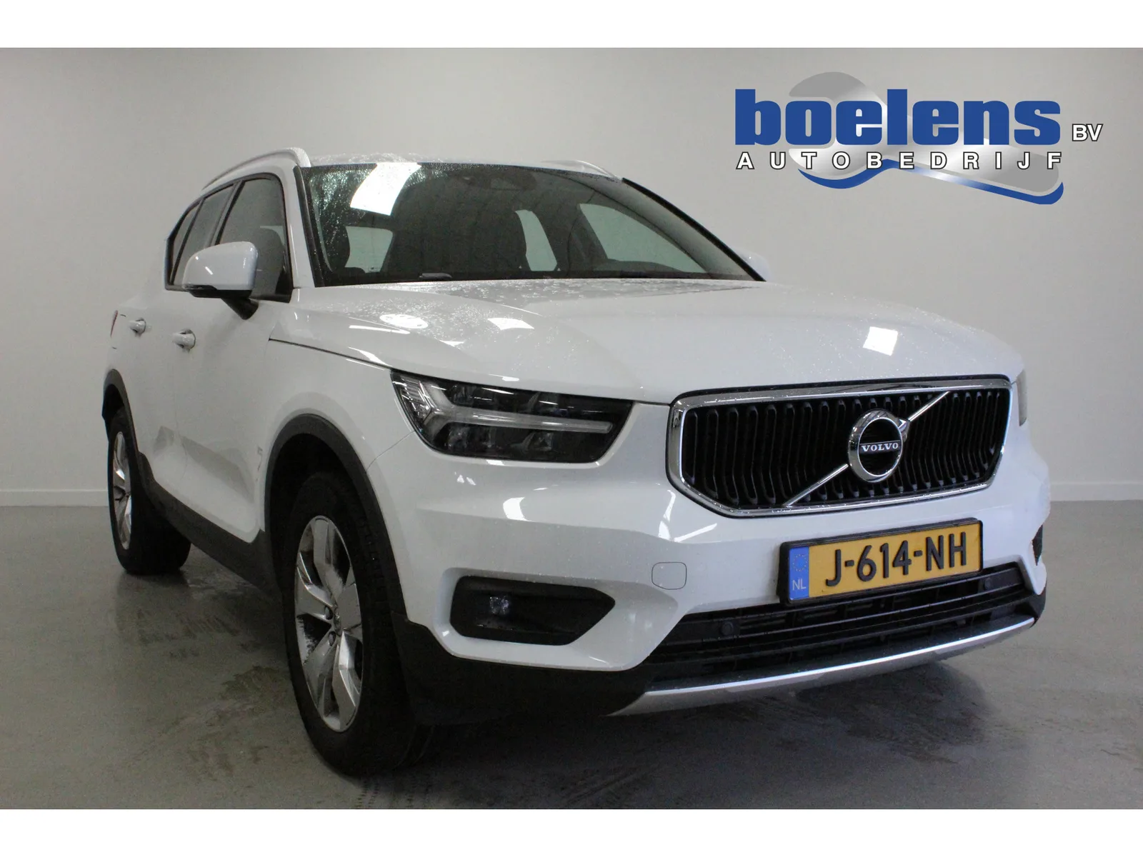 Volvo XC40 (2020) — foto 1