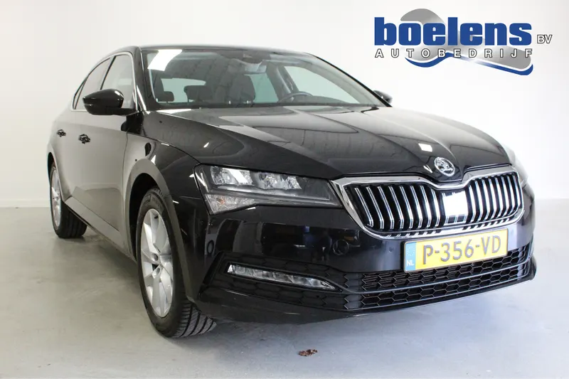 Škoda Superb (2022)