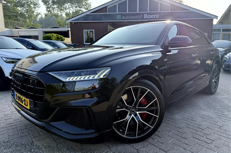 Audi Q8 (2021)