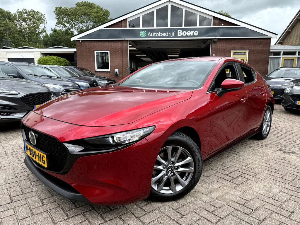 Mazda 3 (2022) — foto 1