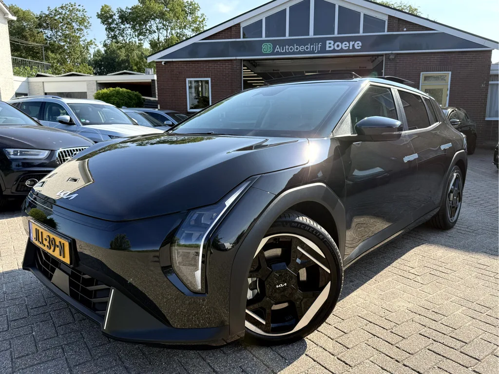 Kia EV4 (2025) — foto 1
