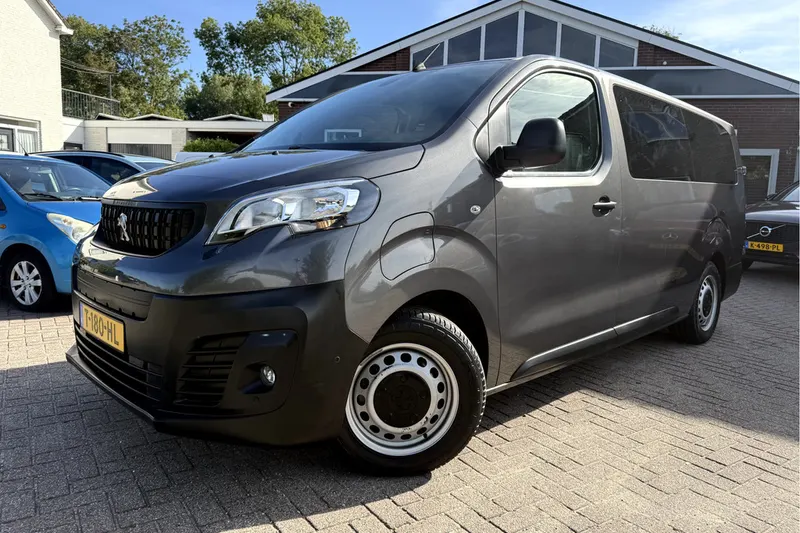 Peugeot e-Expert (2022)
