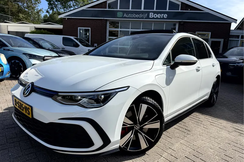 Volkswagen Golf (2020)