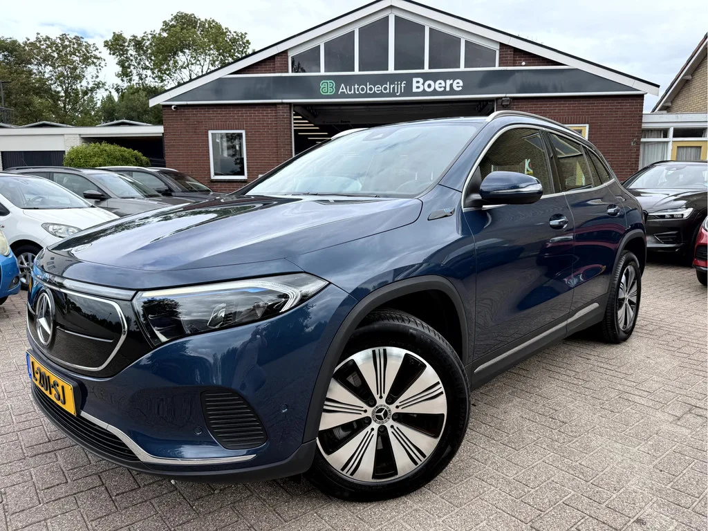 Mercedes-Benz EQA (2021) — foto 1
