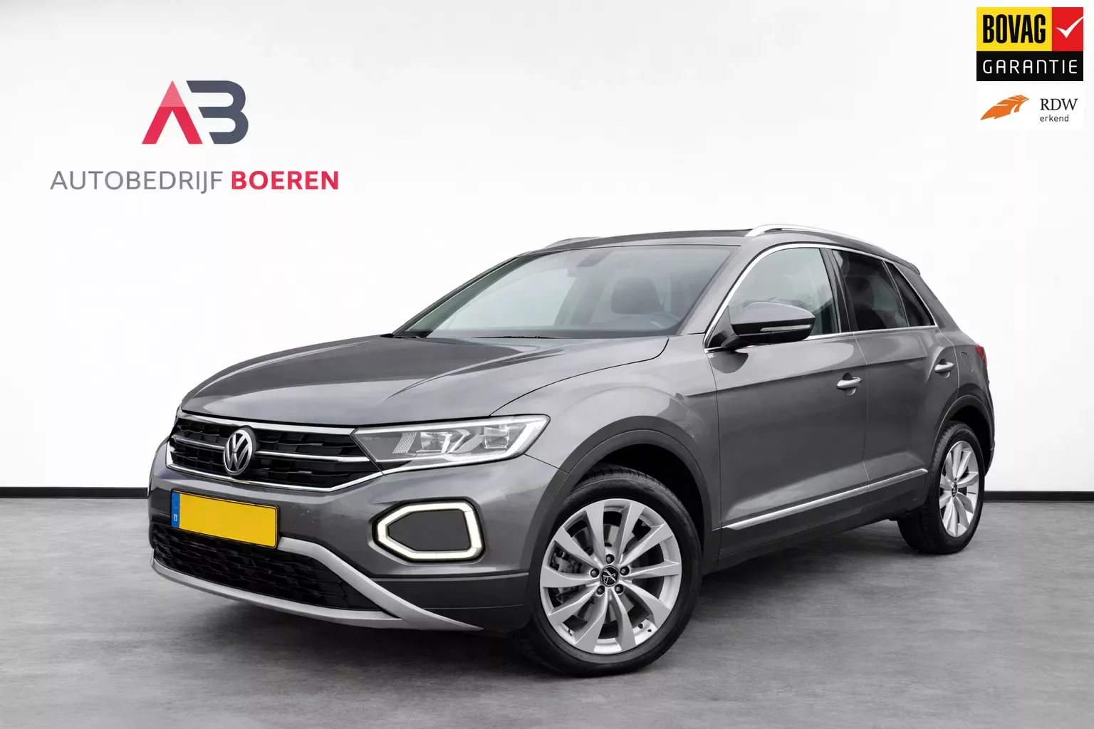 Volkswagen T-Roc (2022) — foto 1