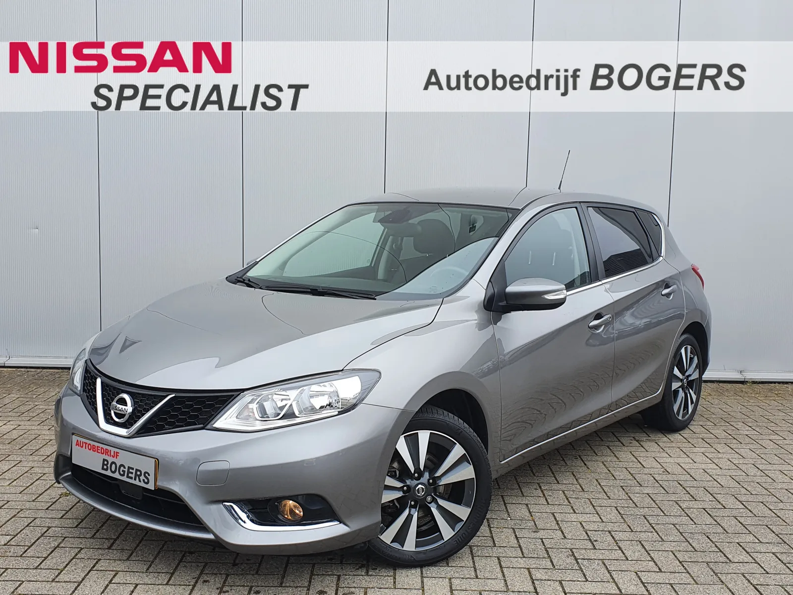Nissan Pulsar (2018) — foto 1