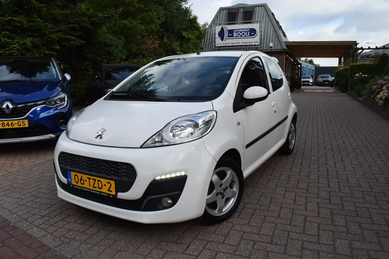 Peugeot 107 (2012)