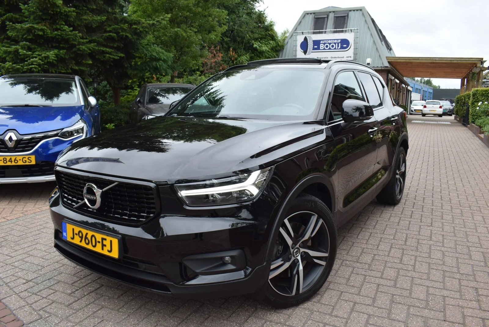 Volvo XC40 (2020) — foto 1