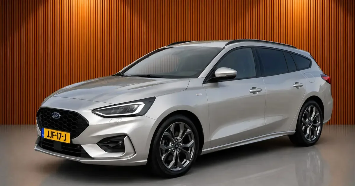 Ford Focus (2023) — foto 1