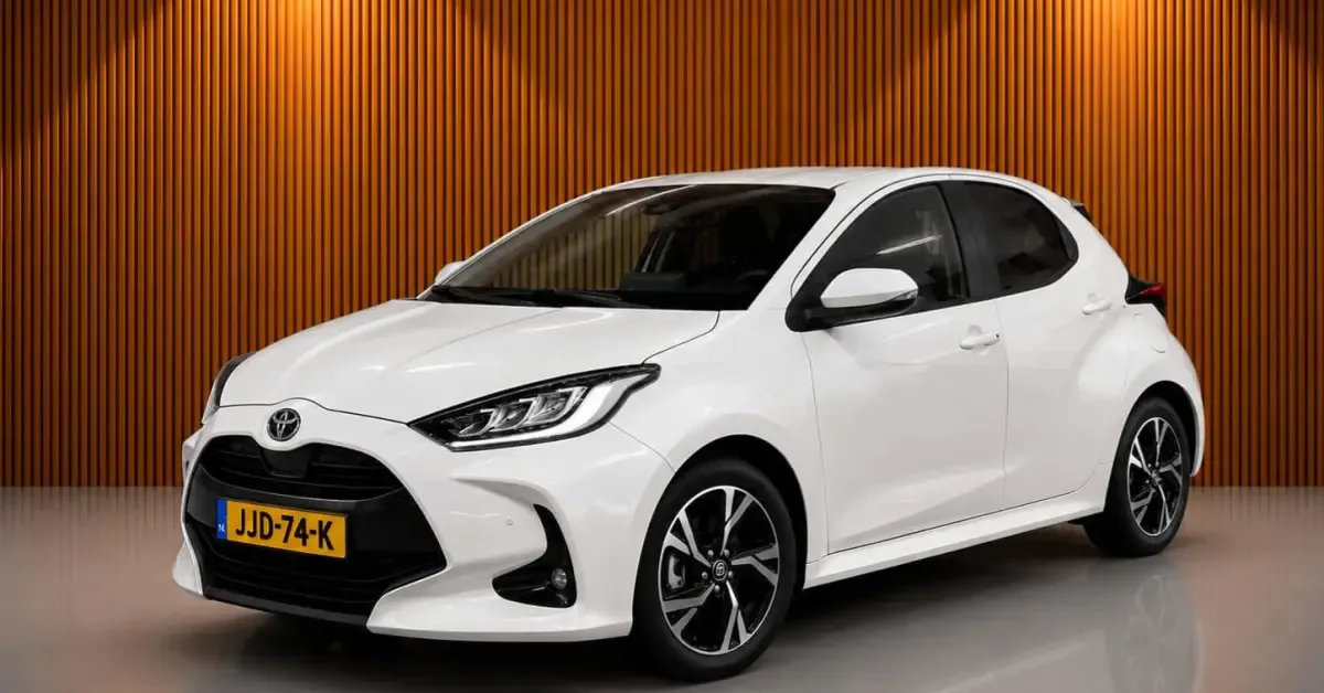 Toyota Yaris (2025) — foto 1