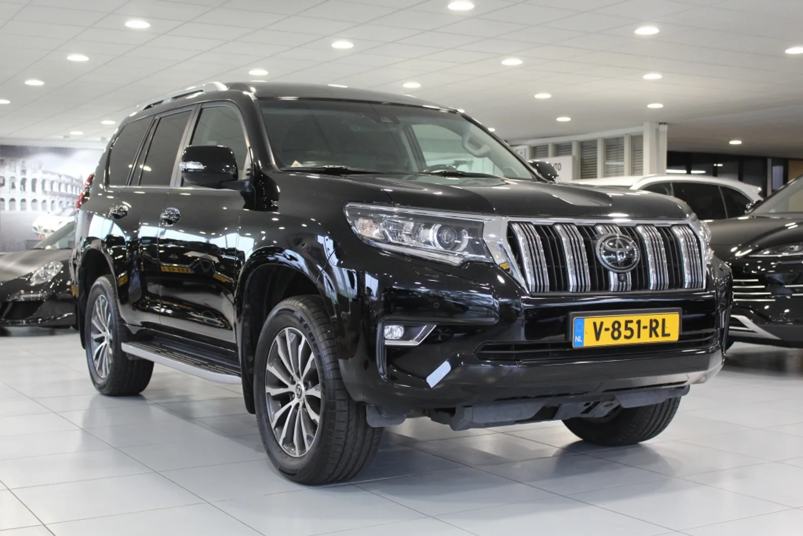 Toyota Land Cruiser (2018) — foto 1
