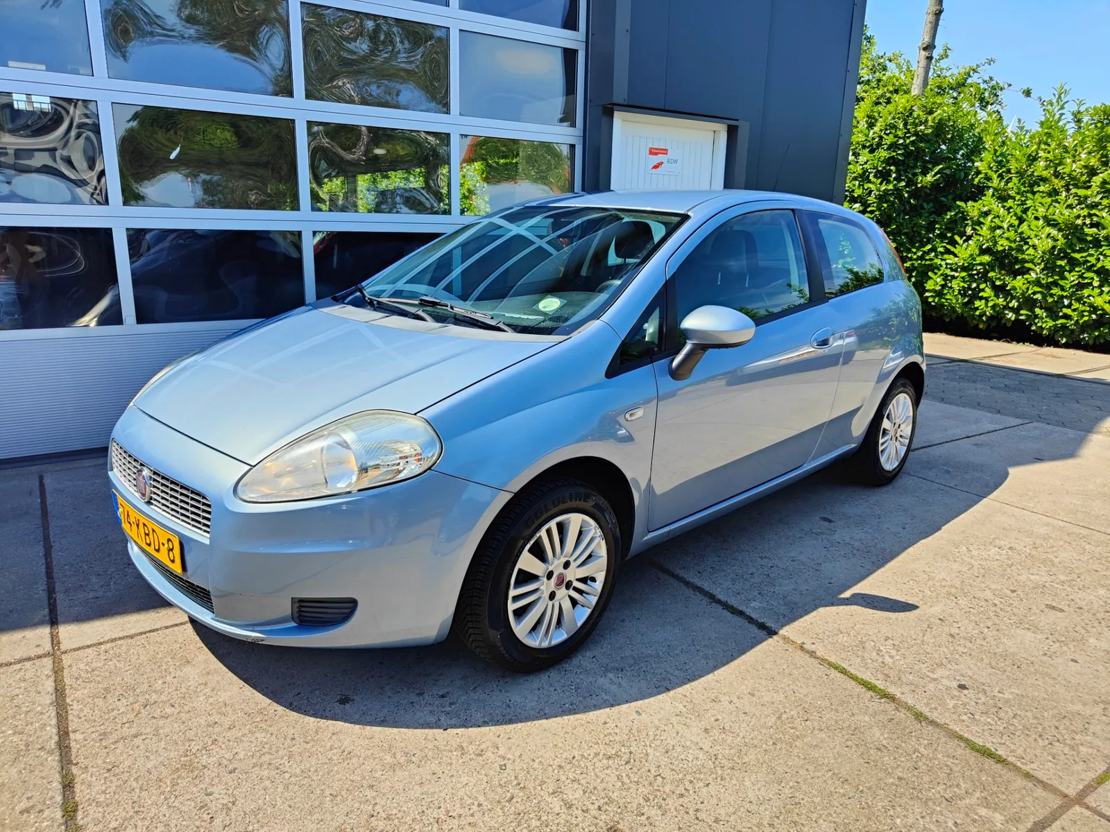 Fiat Grande Punto (2009) — foto 1