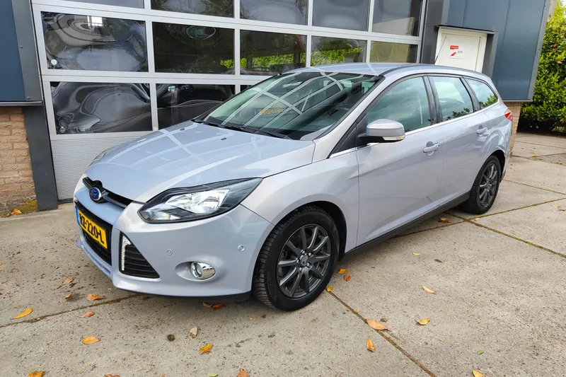 Ford Focus (2012)