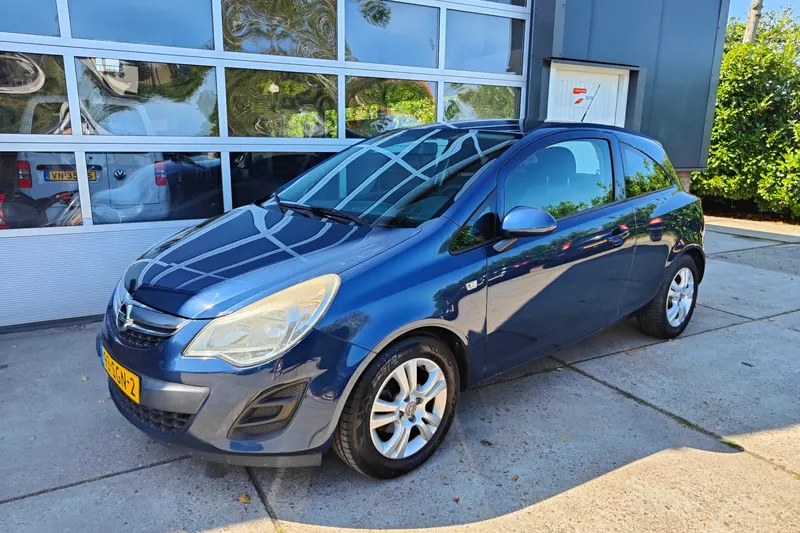 Opel Corsa (2011)
